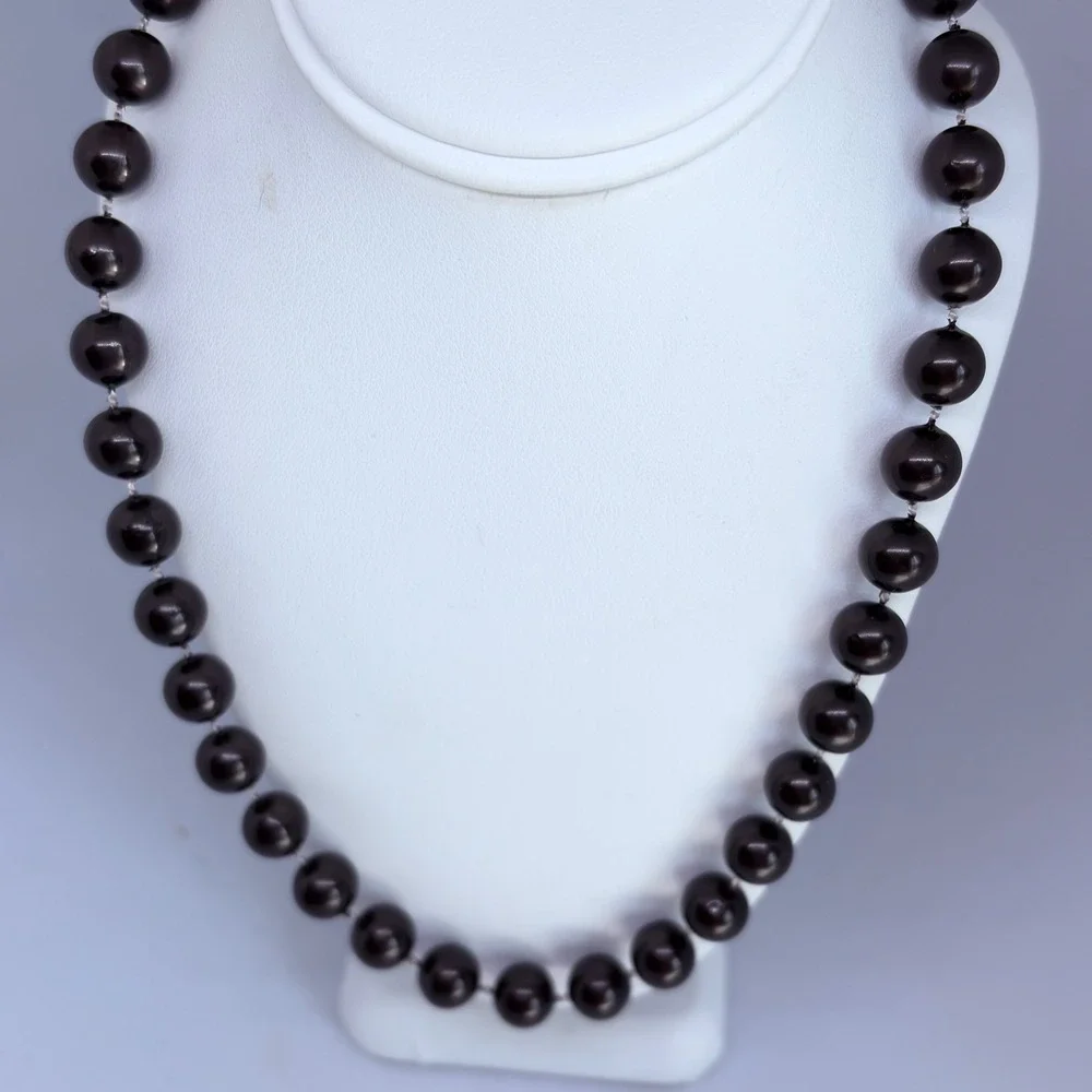 Necklace Black Faux Pearl Knotted Strand 22 Inch‎ Classic Elegant Beaded Jewelry